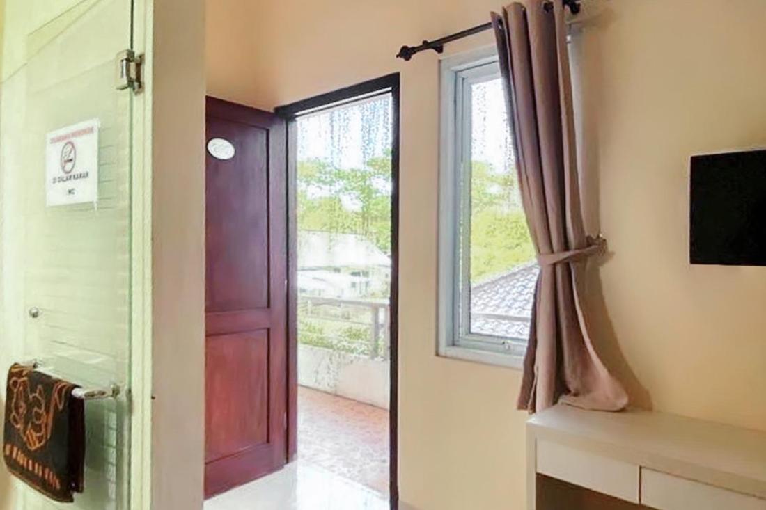 Fabel Homestay Палембанг Екстериор снимка
